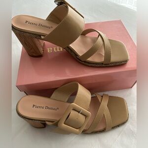 NEW Pierre Dumas Sandal, Buckle, tan, 3.5 inch heel, size 9